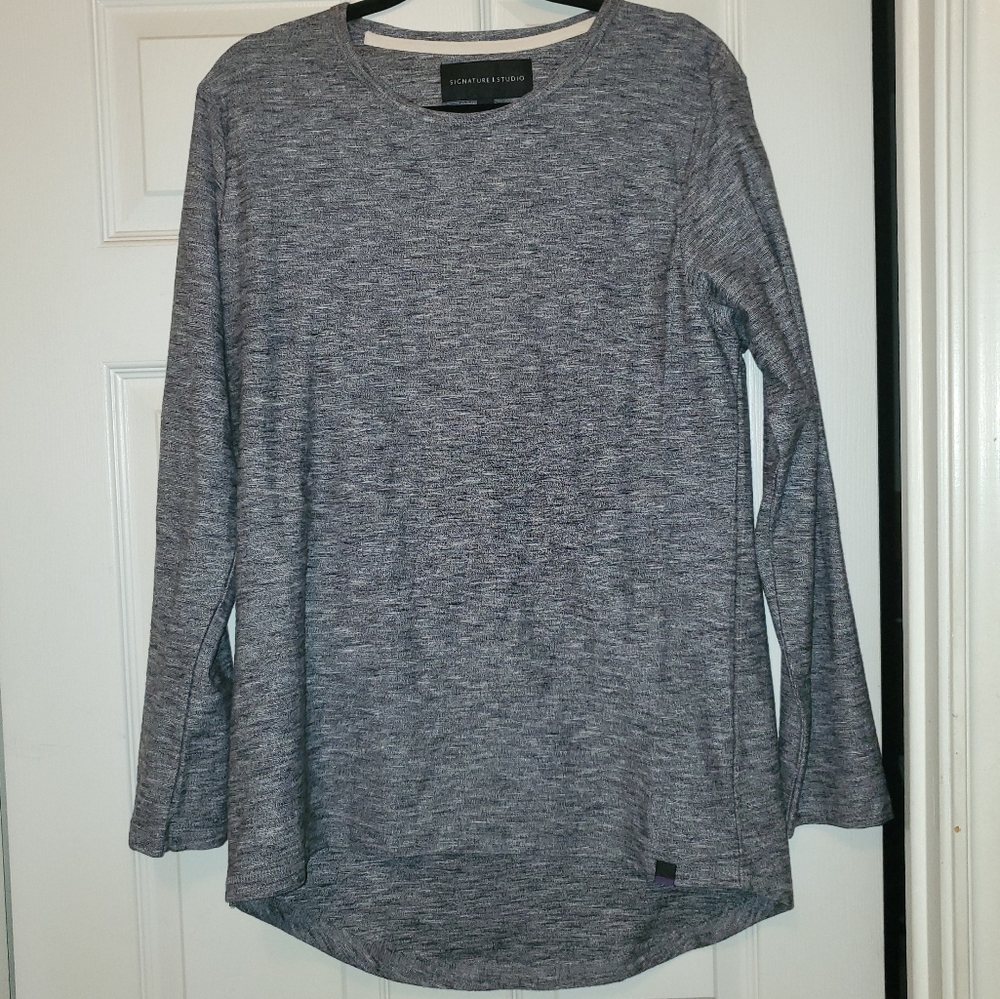 ❣️SALE❣️ Signature Studio Gray Long Sleeve Shirt | Medium